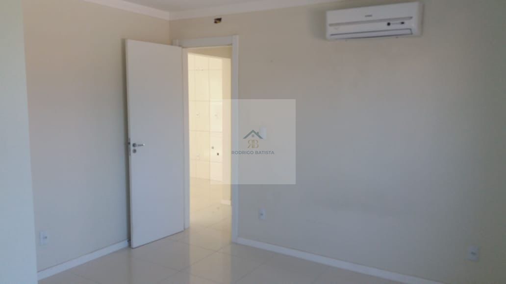 Apartamento à venda com 2 quartos, 69m² - Foto 3