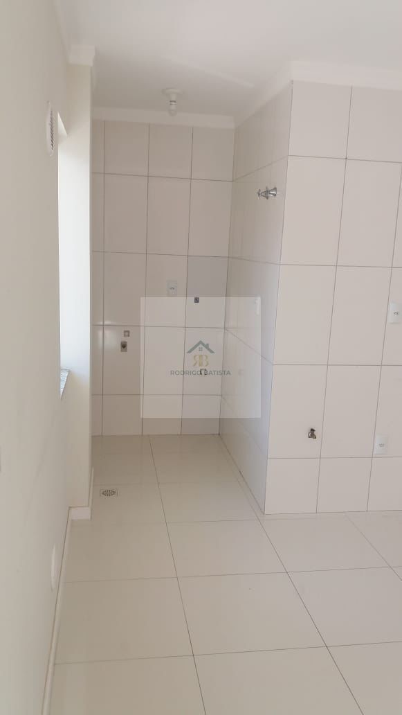Apartamento à venda com 2 quartos, 69m² - Foto 4
