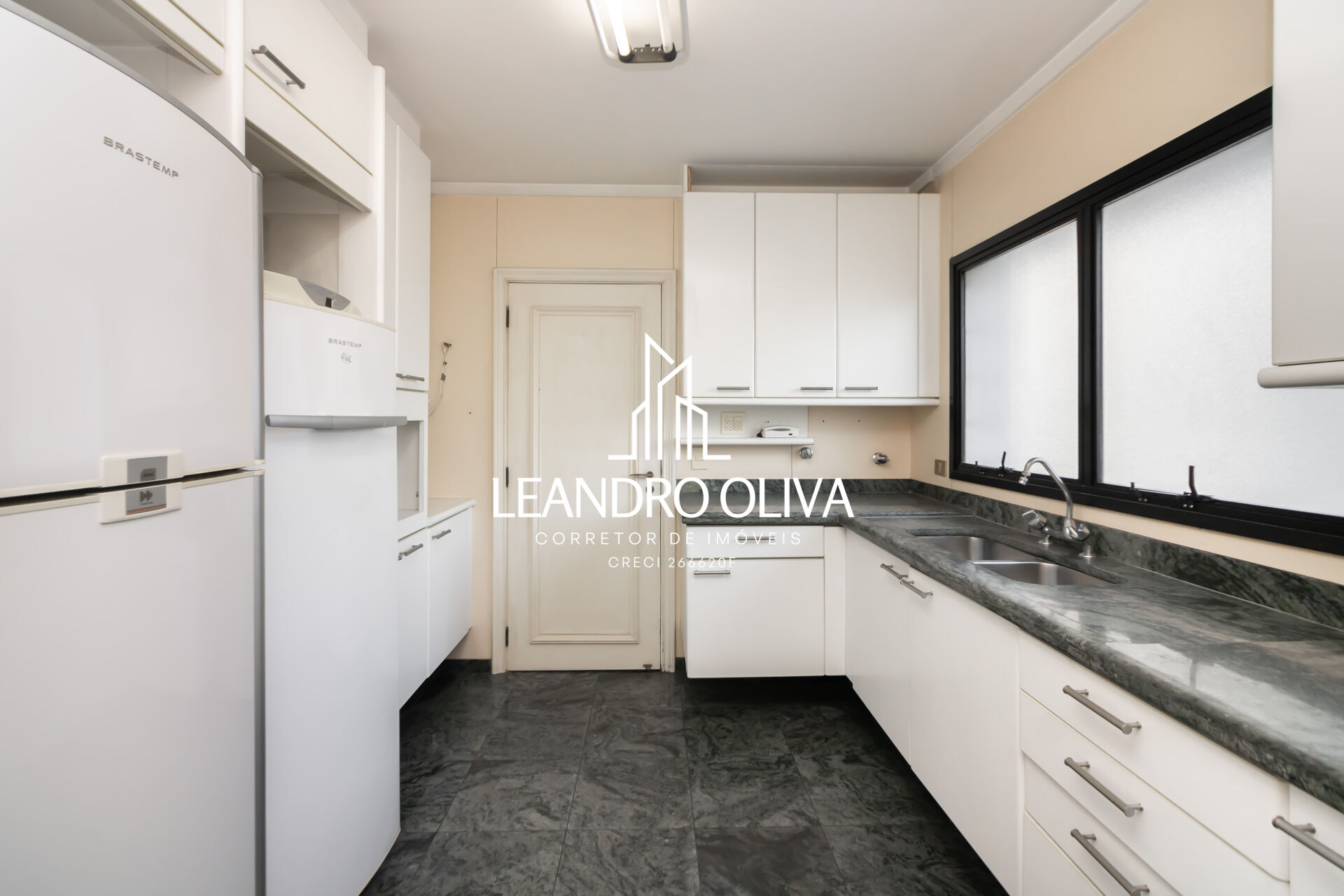 Apartamento, 4 quartos, 245 m² - Foto 12