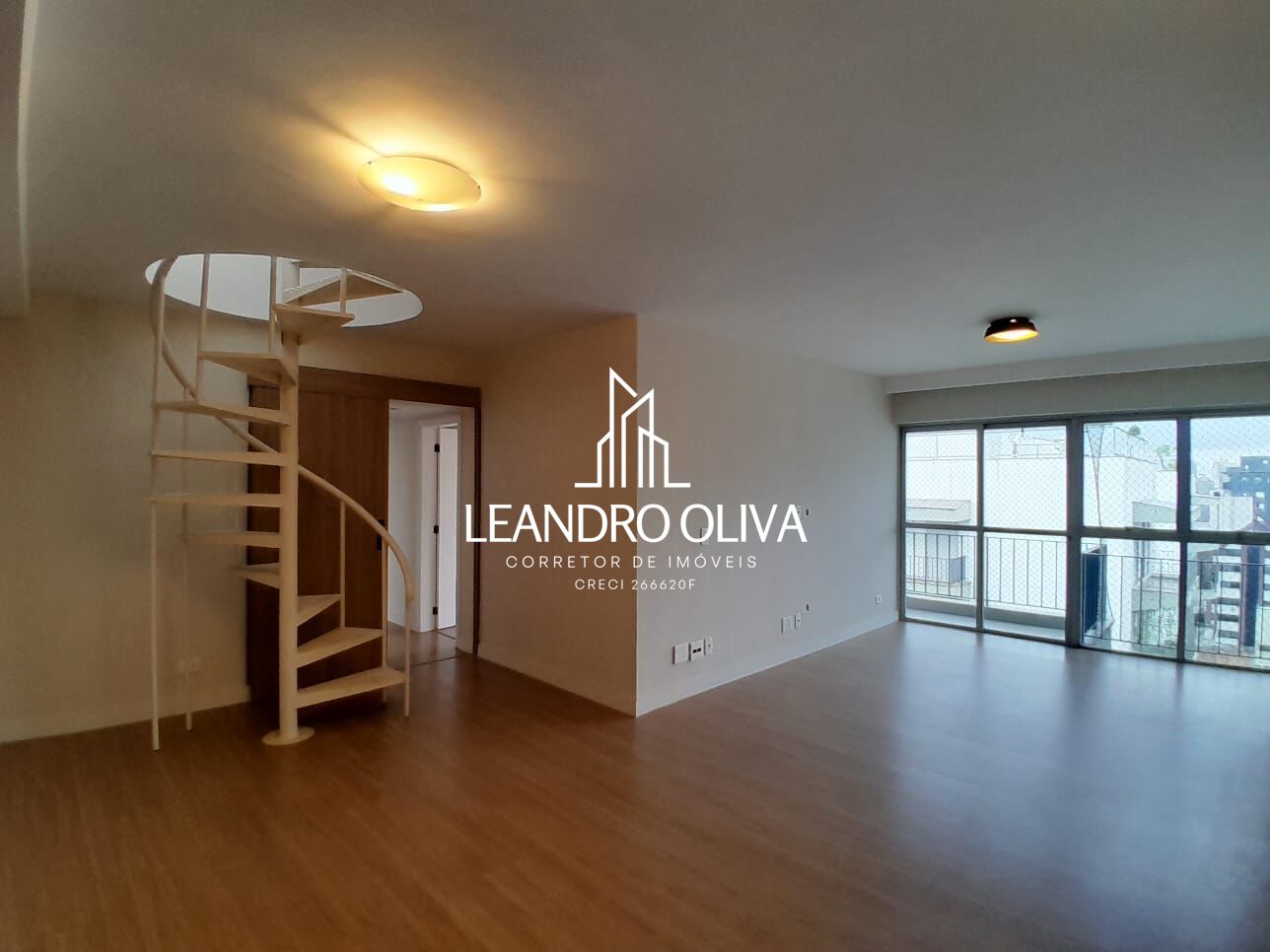 Cobertura, 3 quartos, 260 m² - Foto 1