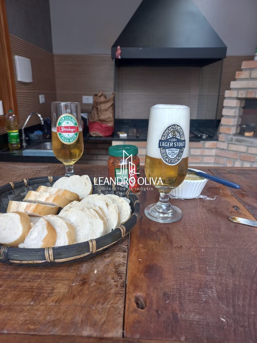 Sobrado, 4 quartos, 190 m² - Foto 1