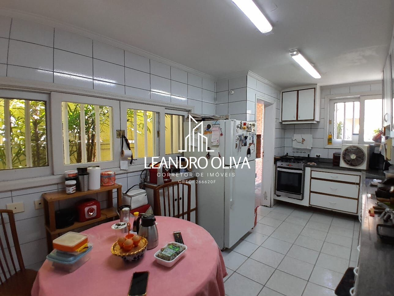 Casa, 3 quartos, 240 m² - Foto 27