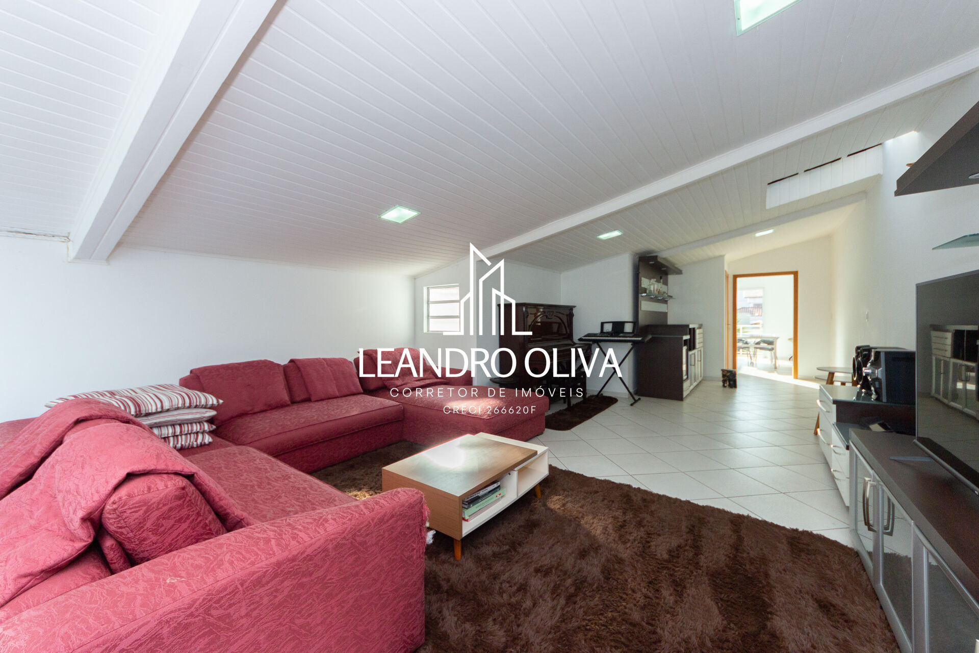 Sobrado, 3 quartos, 270 m² - Foto 2