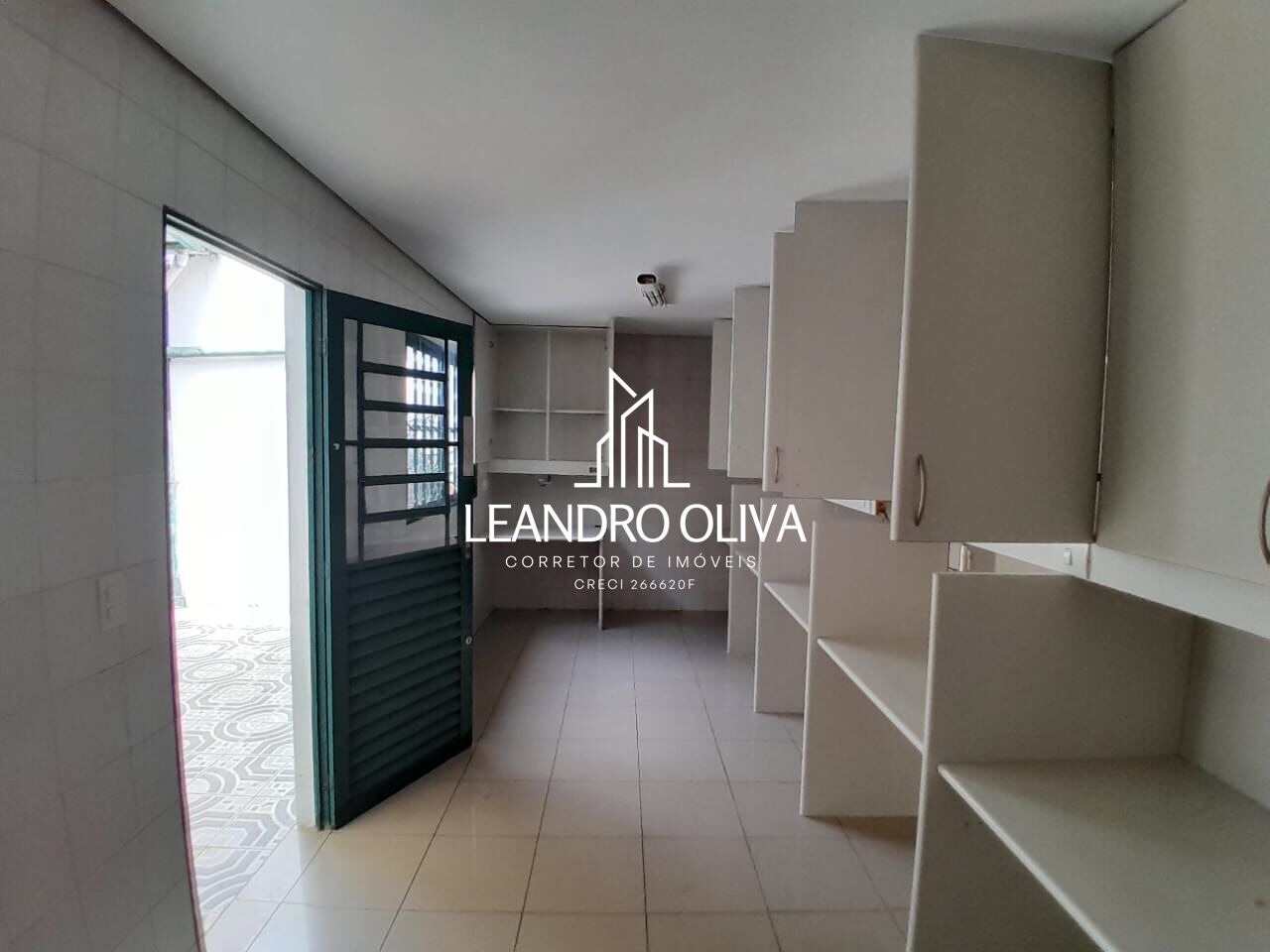 Casa, 4 quartos, 260 m² - Foto 13