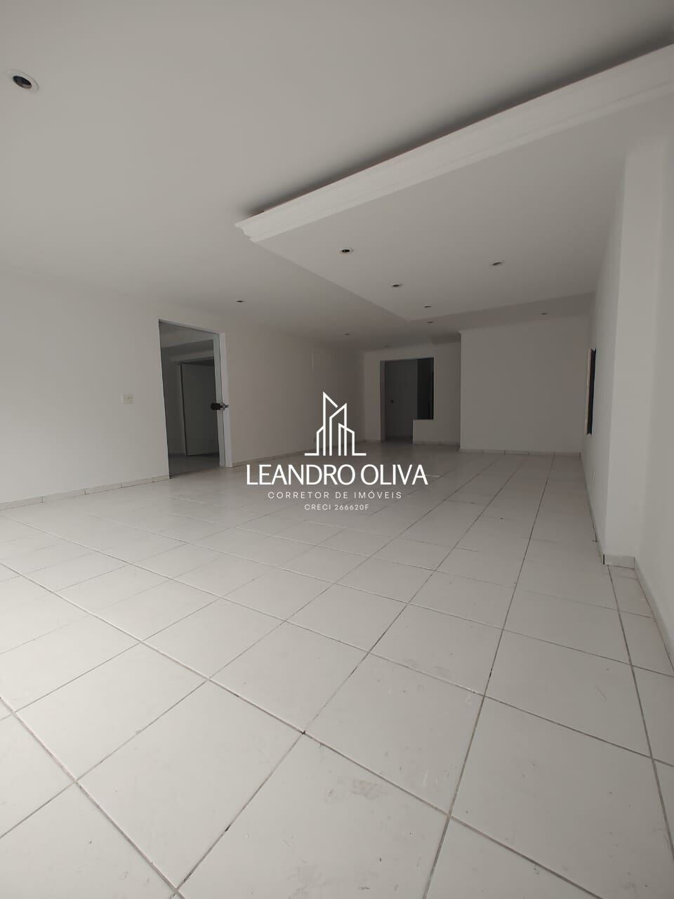 Sobrado, 4 quartos, 402 m² - Foto 2