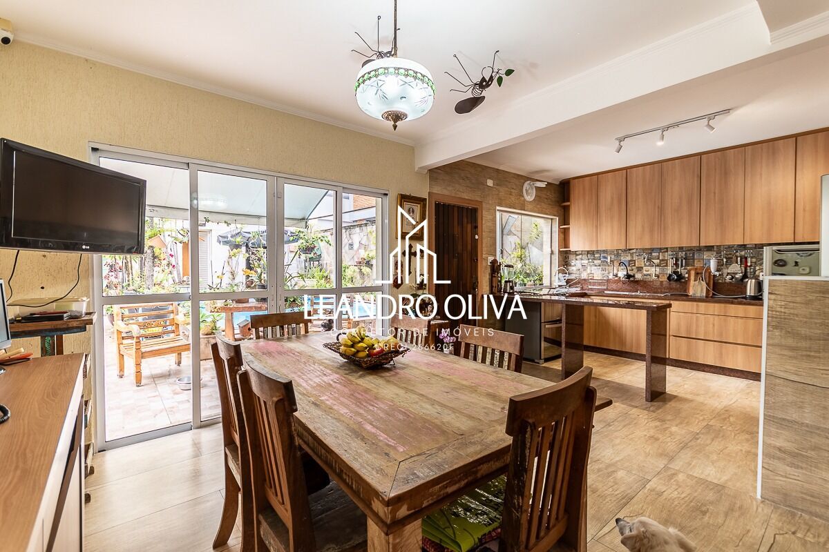 Casa, 4 quartos, 267 m² - Foto 13