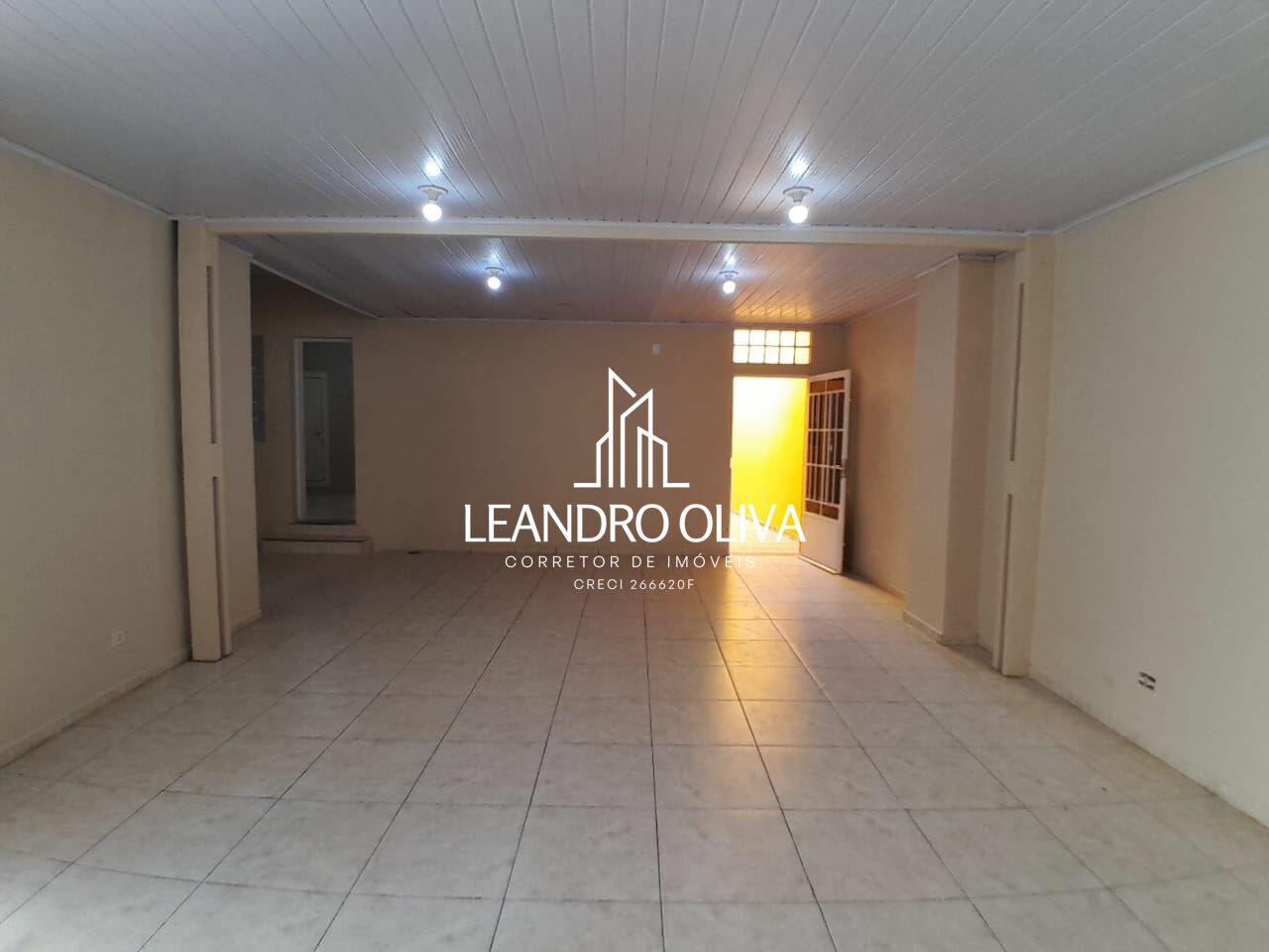 Sobrado, 3 quartos, 221 m² - Foto 2