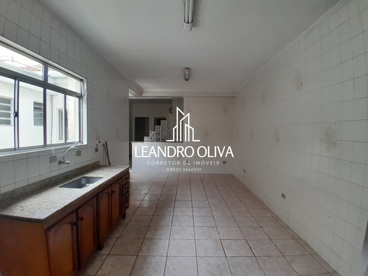 Casa, 4 quartos, 240 m² - Foto 4
