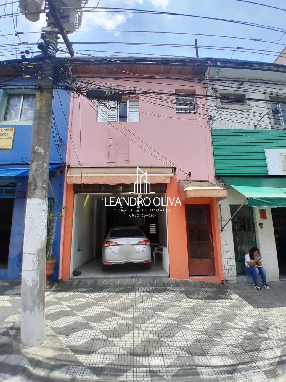 Casa, 4 quartos, 240 m² - Foto 1