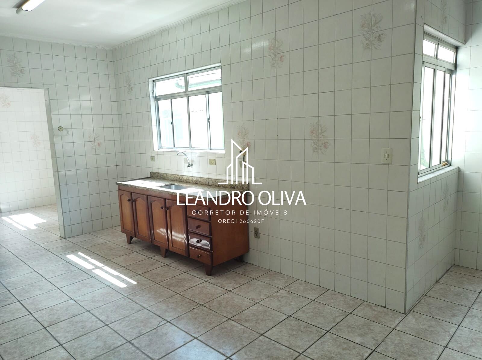 Casa, 4 quartos, 240 m² - Foto 39