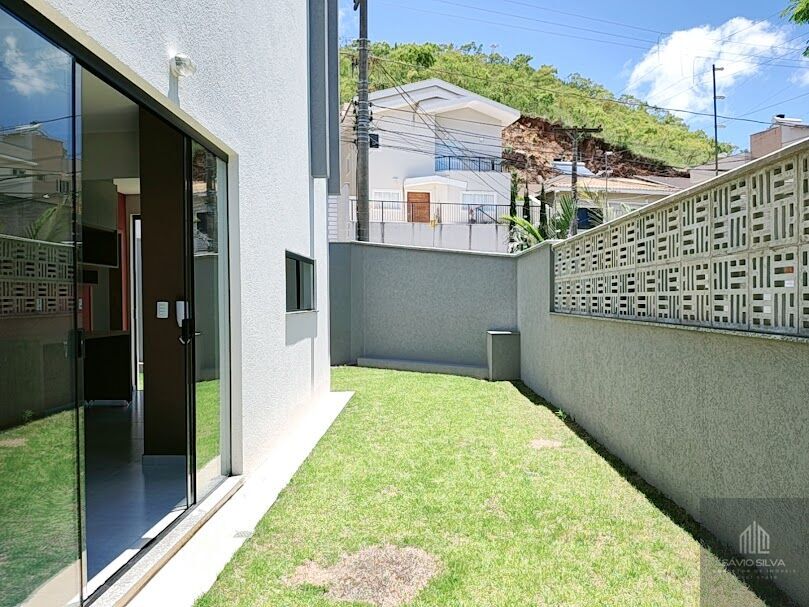 Casa à venda com 2 quartos, 102m² - Foto 30