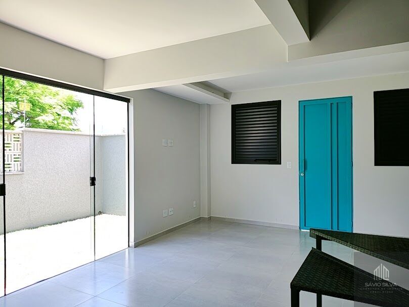 Casa à venda com 2 quartos, 102m² - Foto 9