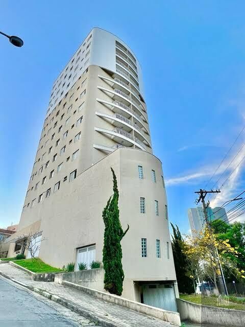 Apartamento para alugar com 1 quarto, 52m² - Foto 1
