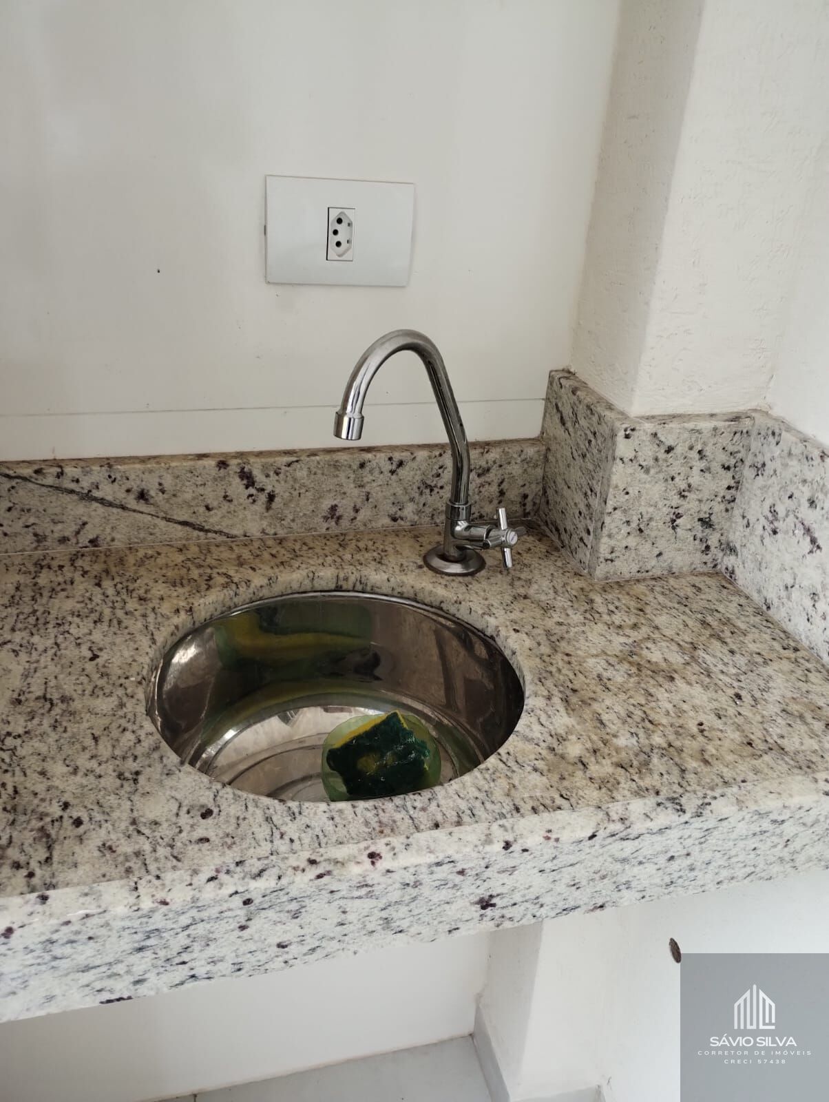 Apartamento para alugar com 2 quartos, 70m² - Foto 15