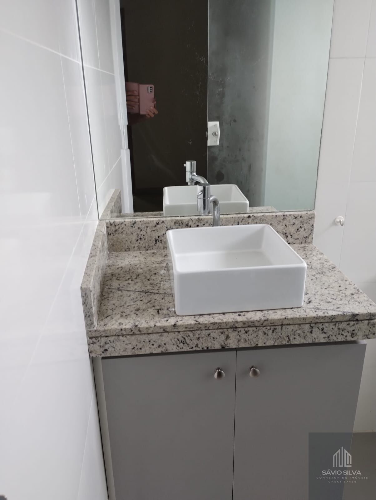 Apartamento para alugar com 2 quartos, 70m² - Foto 8