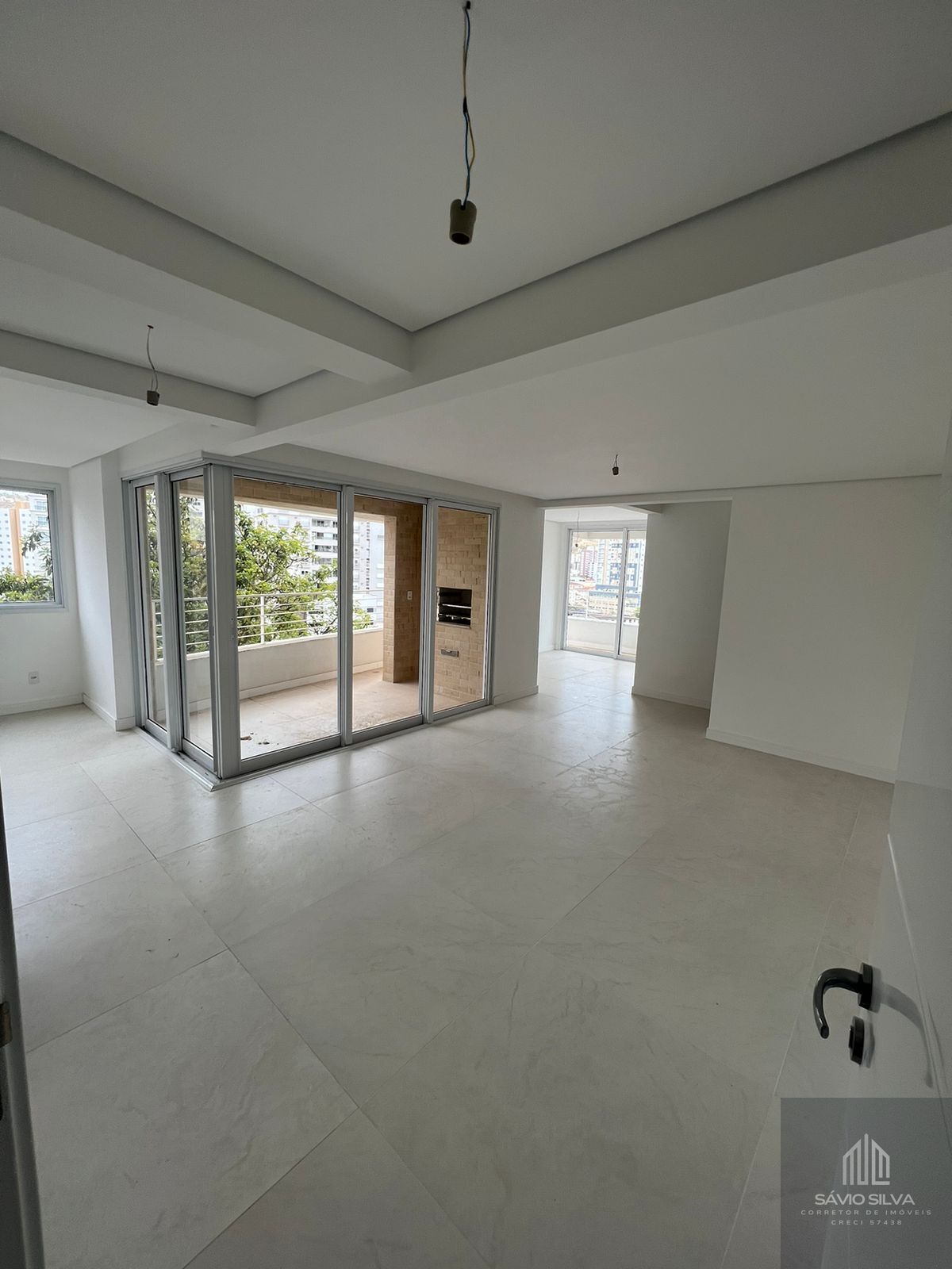 Apartamento à venda com 3 quartos, 150m² - Foto 29