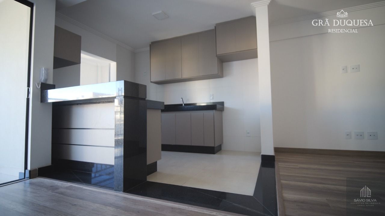 Apartamento à venda com 3 quartos, 108m² - Foto 11