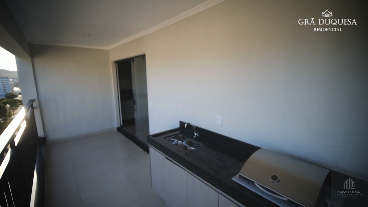 Apartamento à venda com 3 quartos, 108m² - Foto 12