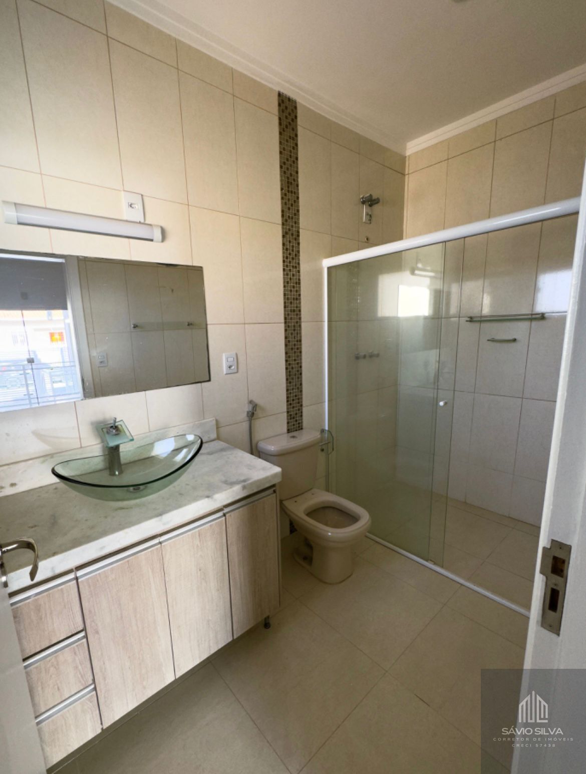 Casa à venda com 3 quartos, 243m² - Foto 14