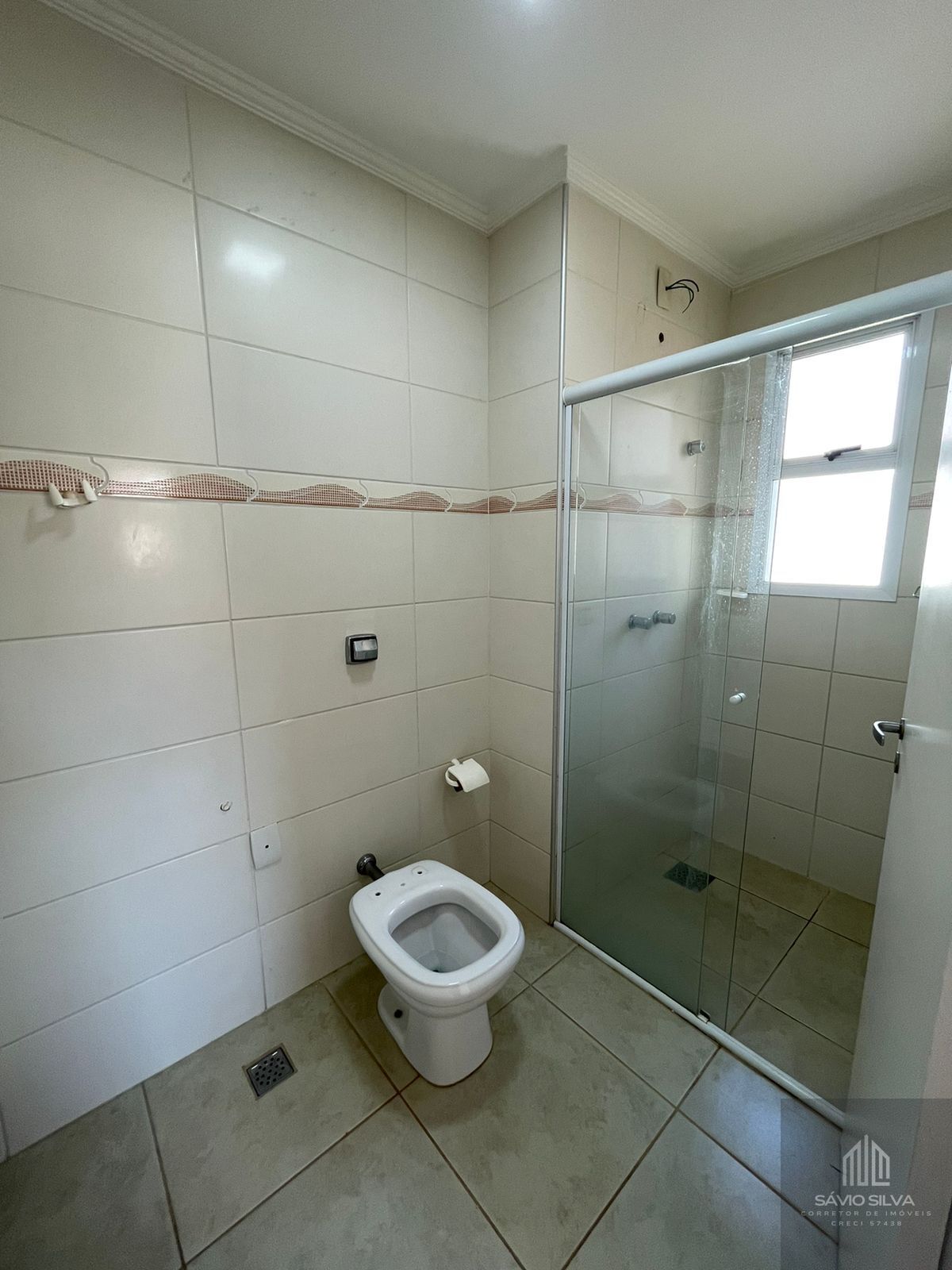 Apartamento à venda com 3 quartos, 105m² - Foto 4