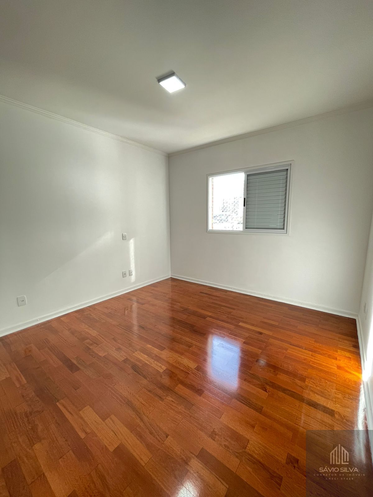 Apartamento à venda com 3 quartos, 105m² - Foto 11