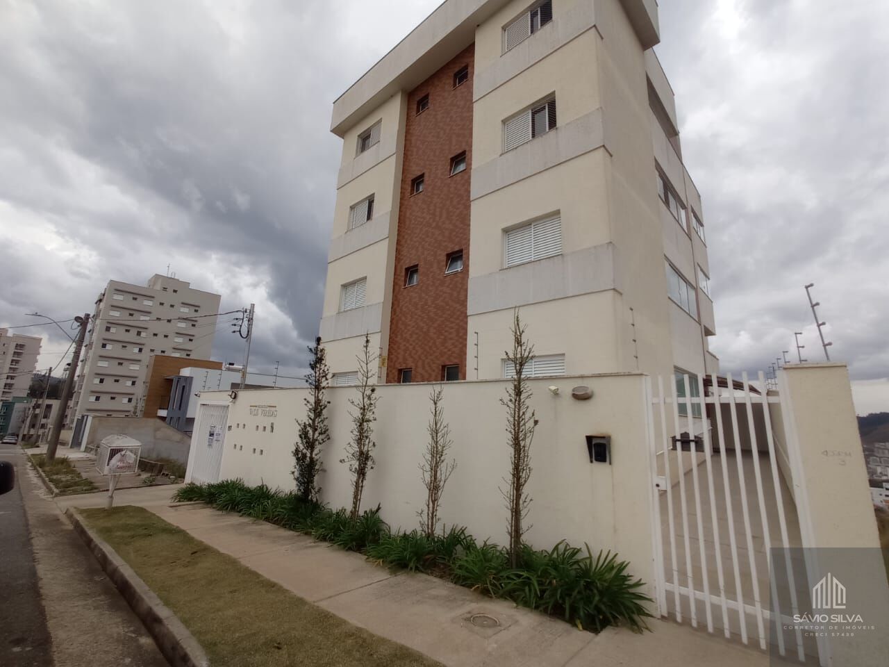 Apartamento à venda com 3 quartos, 89m² - Foto 1