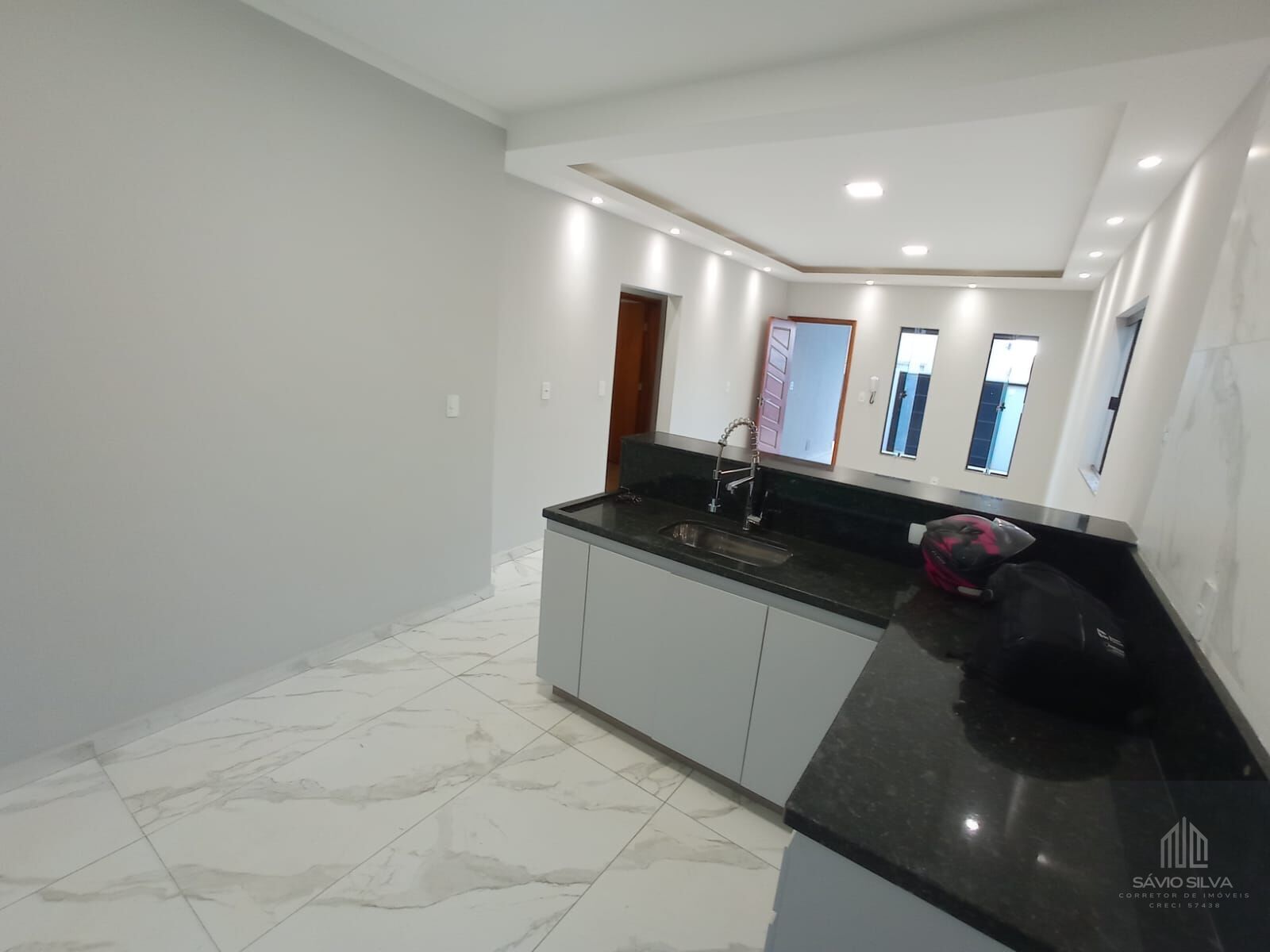 Casa à venda com 3 quartos, 100m² - Foto 25