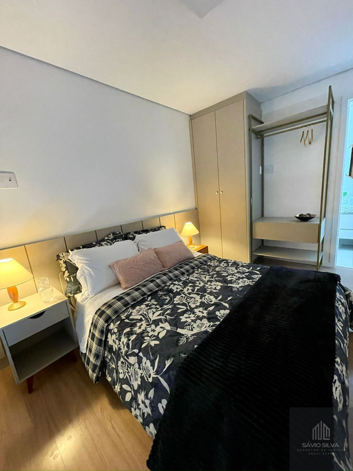 Apartamento à venda com 2 quartos, 75m² - Foto 26