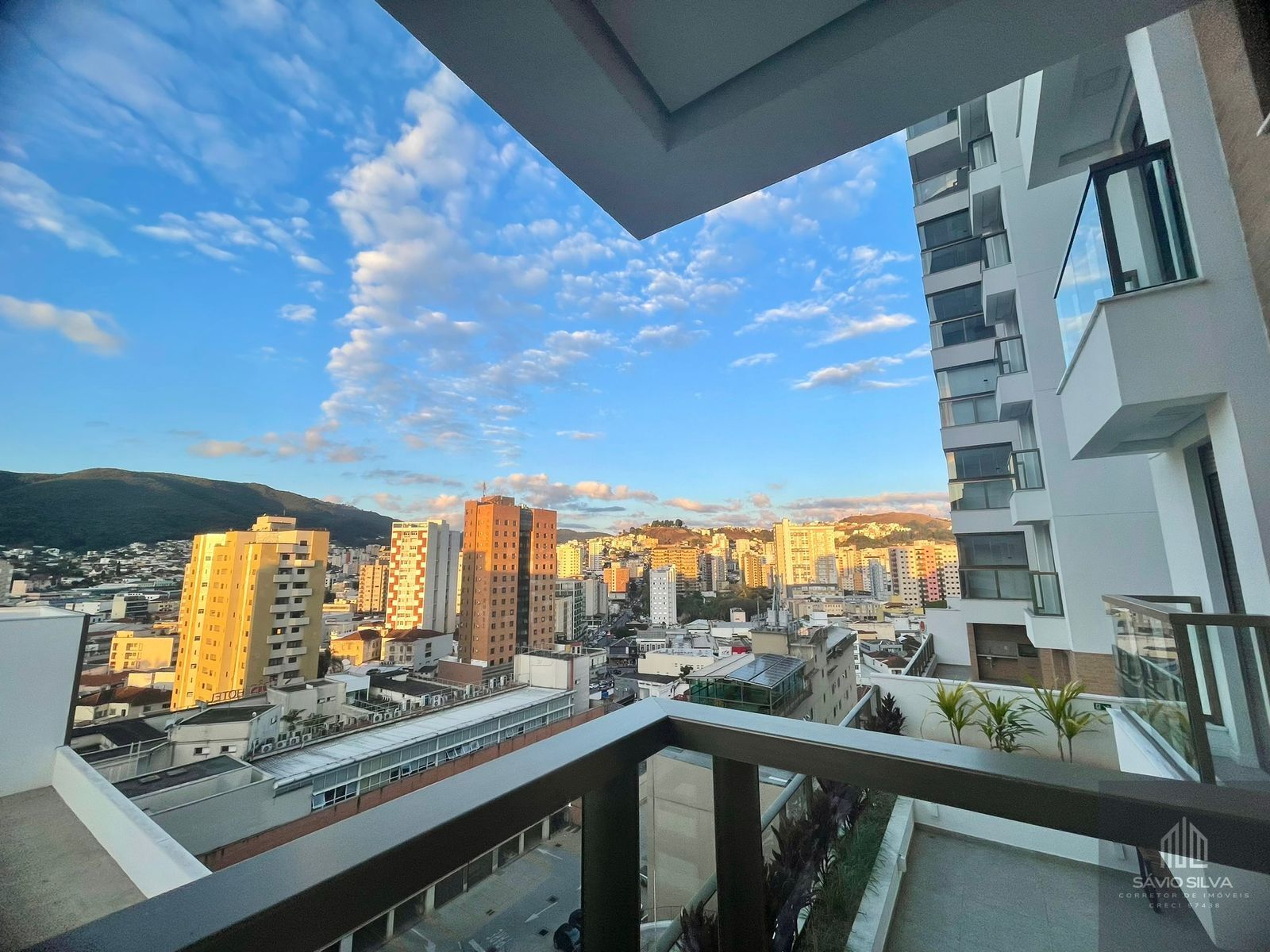 Apartamento à venda com 2 quartos, 75m² - Foto 4