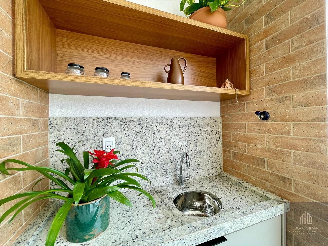 Apartamento à venda com 2 quartos, 75m² - Foto 23