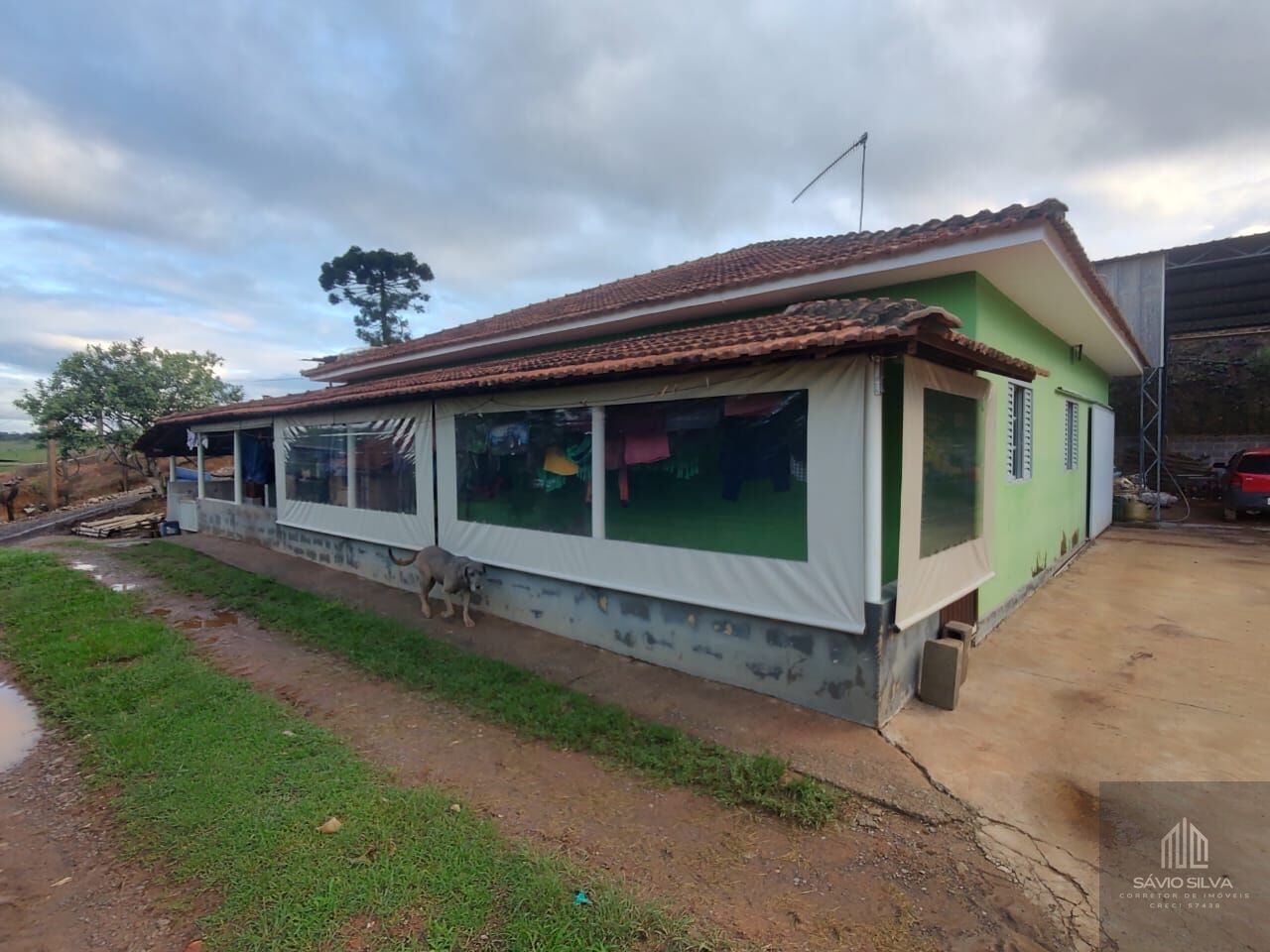 Fazenda à venda com 3 quartos, 193600m² - Foto 1