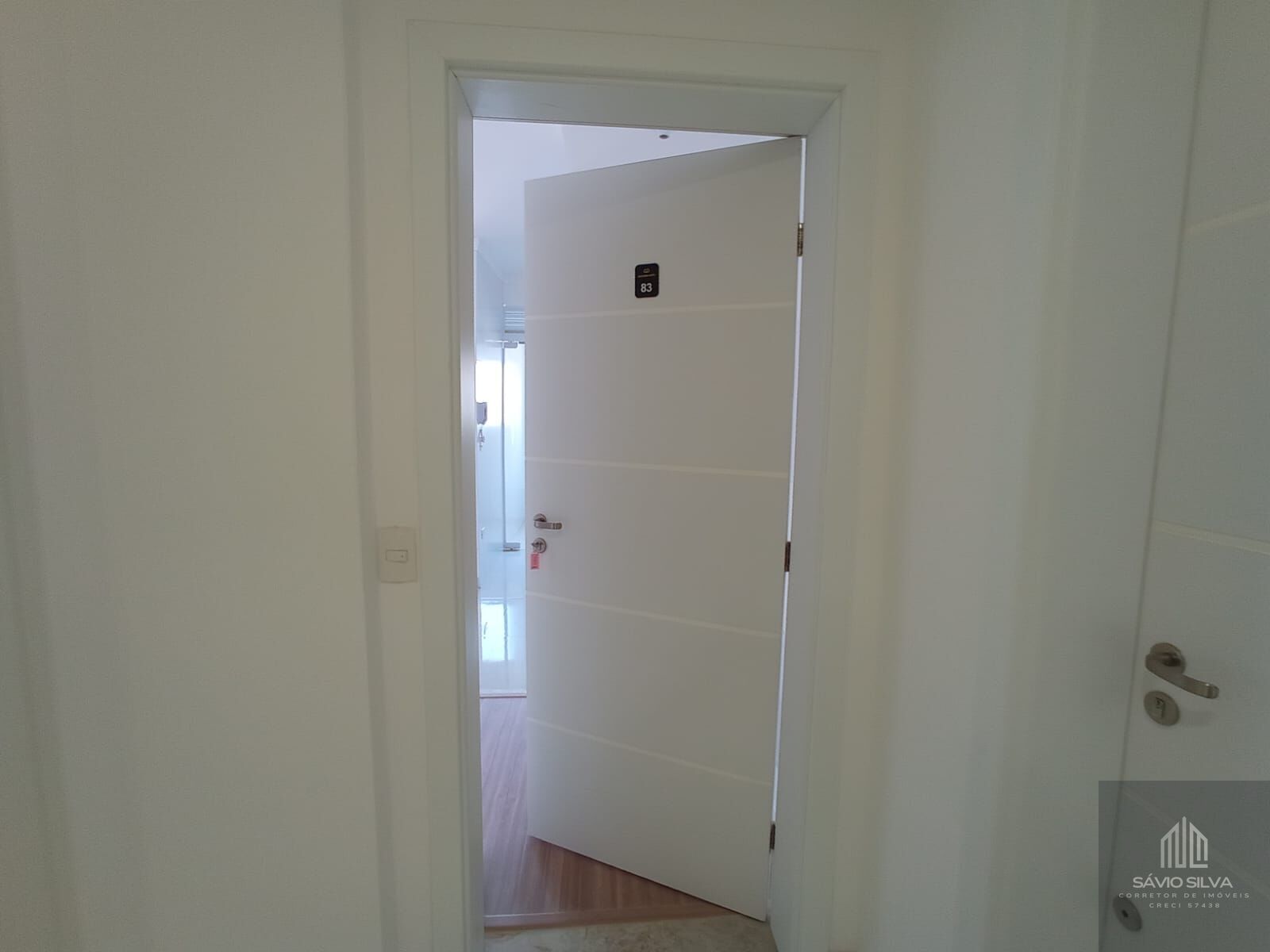 Apartamento à venda com 2 quartos, 67m² - Foto 9