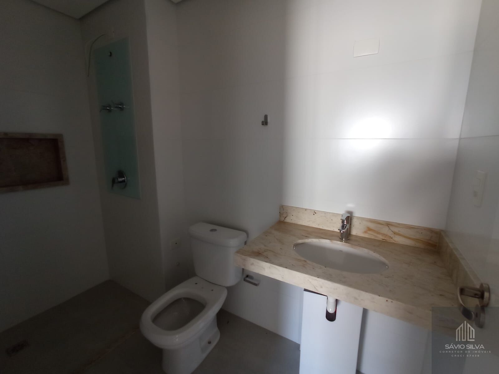 Apartamento à venda com 2 quartos, 67m² - Foto 19