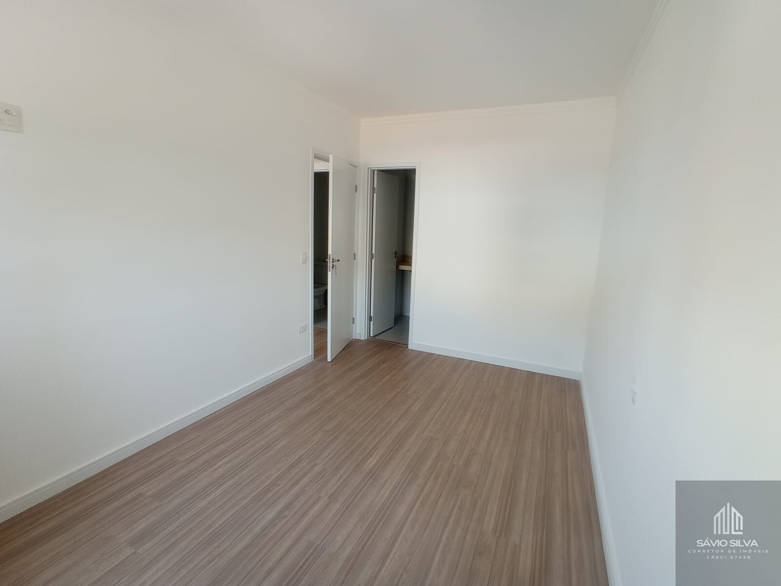 Apartamento à venda com 2 quartos, 67m² - Foto 10