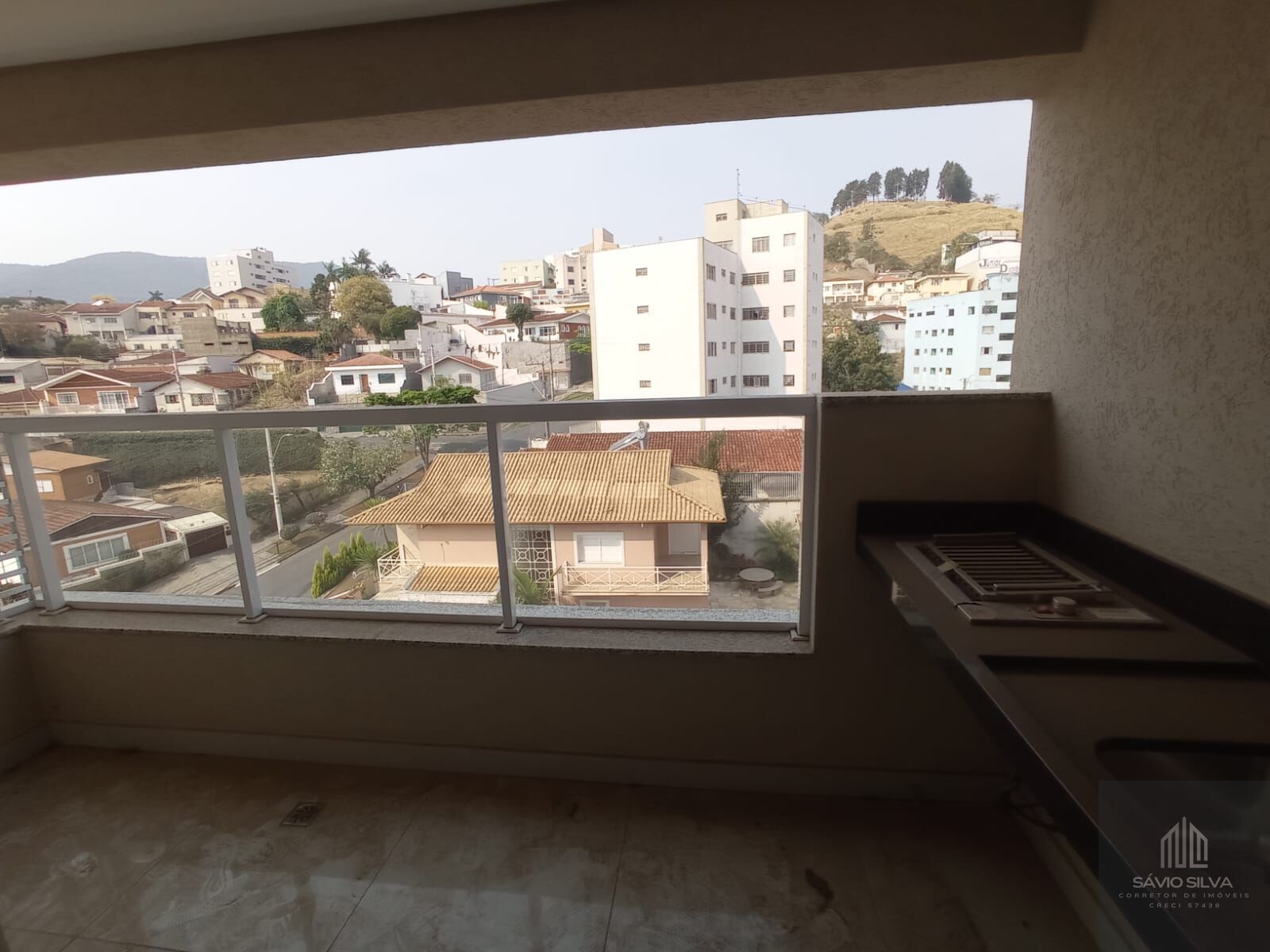 Apartamento à venda com 2 quartos, 67m² - Foto 4