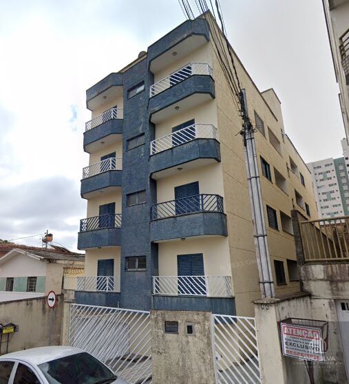 Apartamento para alugar com 3 quartos, 80m² - Foto 1