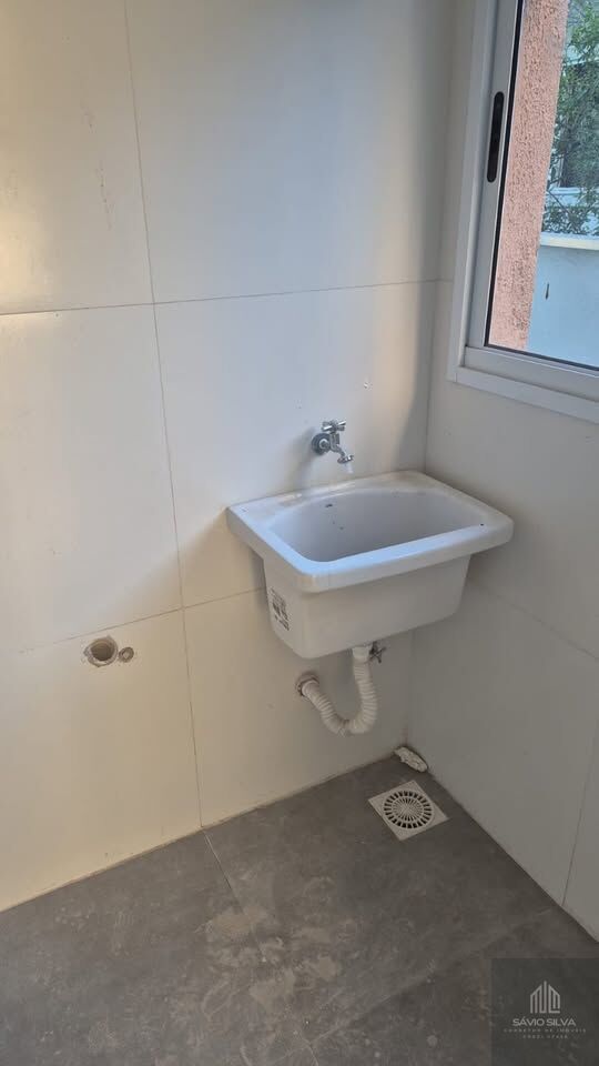 Apartamento para alugar com 2 quartos, 70m² - Foto 4