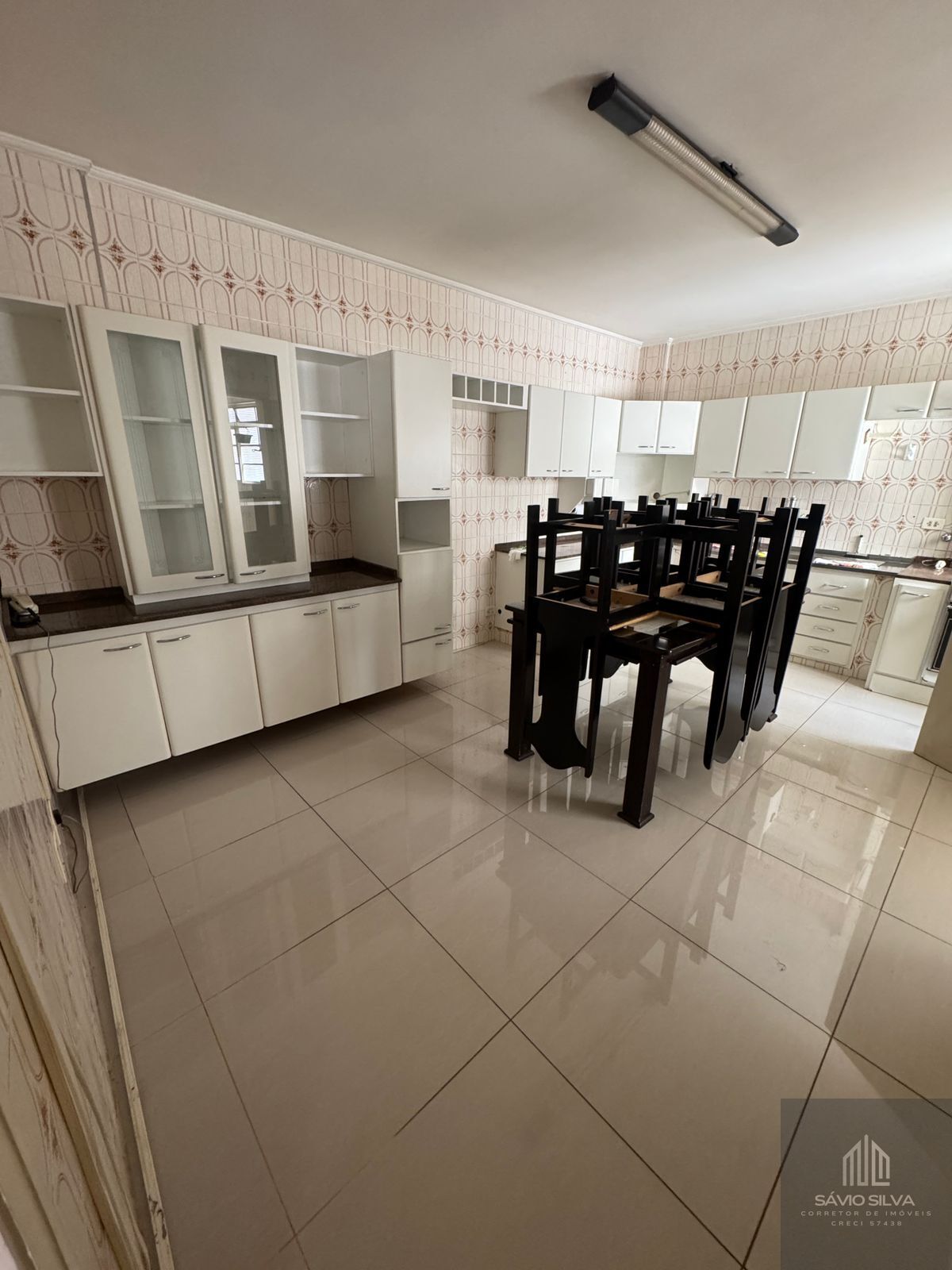 Apartamento para alugar com 3 quartos, 140m² - Foto 3