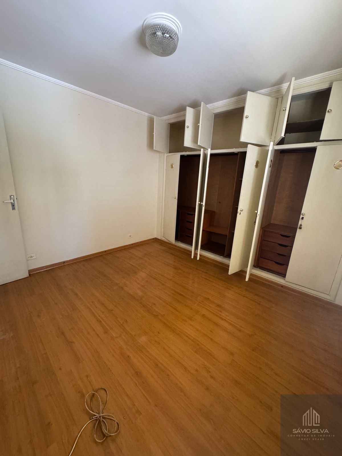 Apartamento para alugar com 3 quartos, 140m² - Foto 12