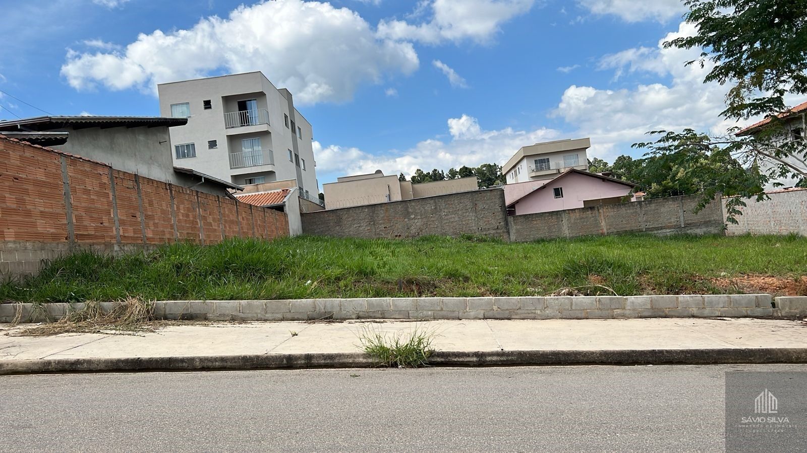 Terreno à venda, 372m² - Foto 1