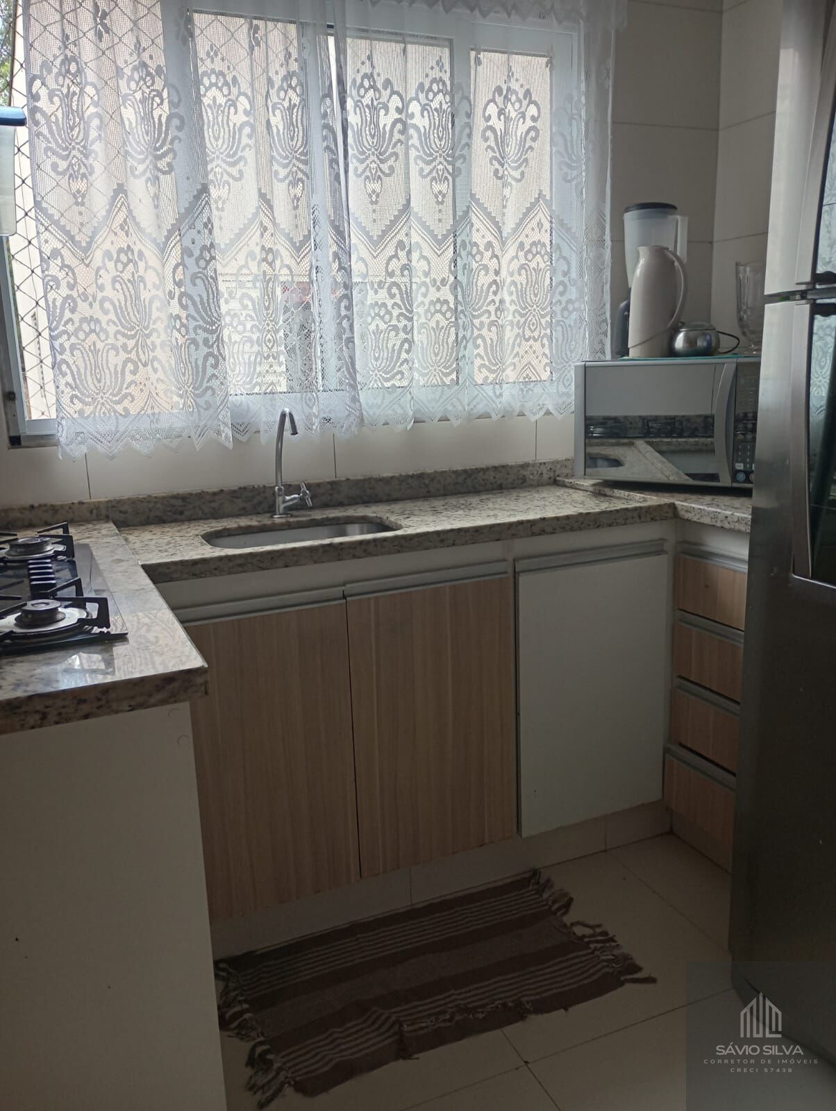Apartamento à venda com 3 quartos, 95m² - Foto 2