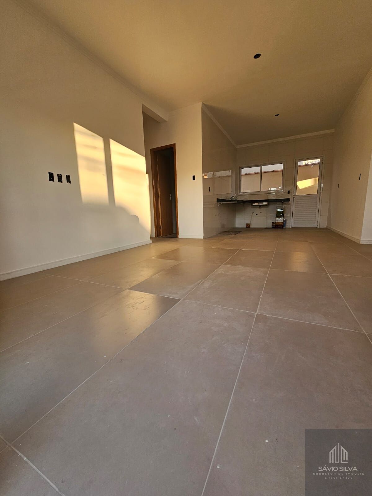 Casa à venda com 3 quartos, 130m² - Foto 11