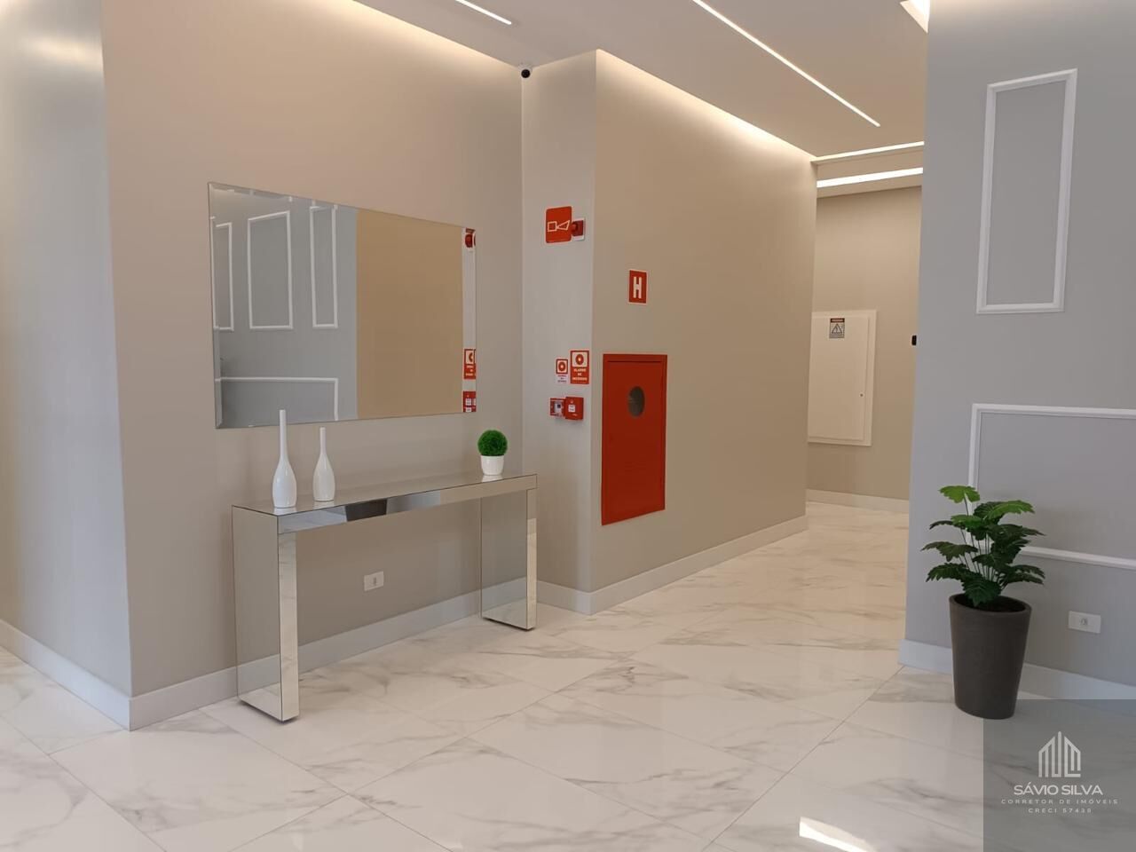 Apartamento para alugar com 2 quartos, 75m² - Foto 21