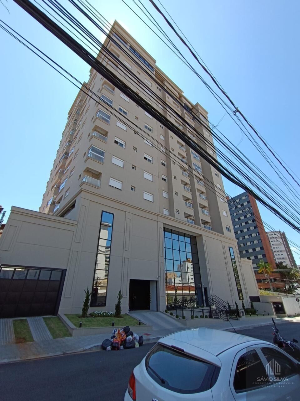 Apartamento para alugar com 2 quartos, 75m² - Foto 1