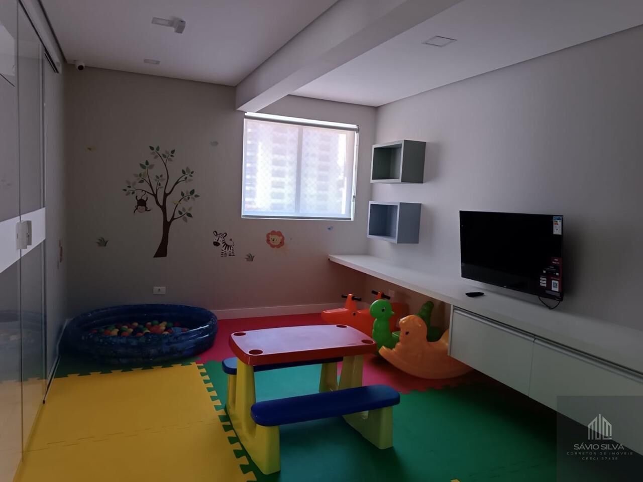 Apartamento para alugar com 2 quartos, 75m² - Foto 17