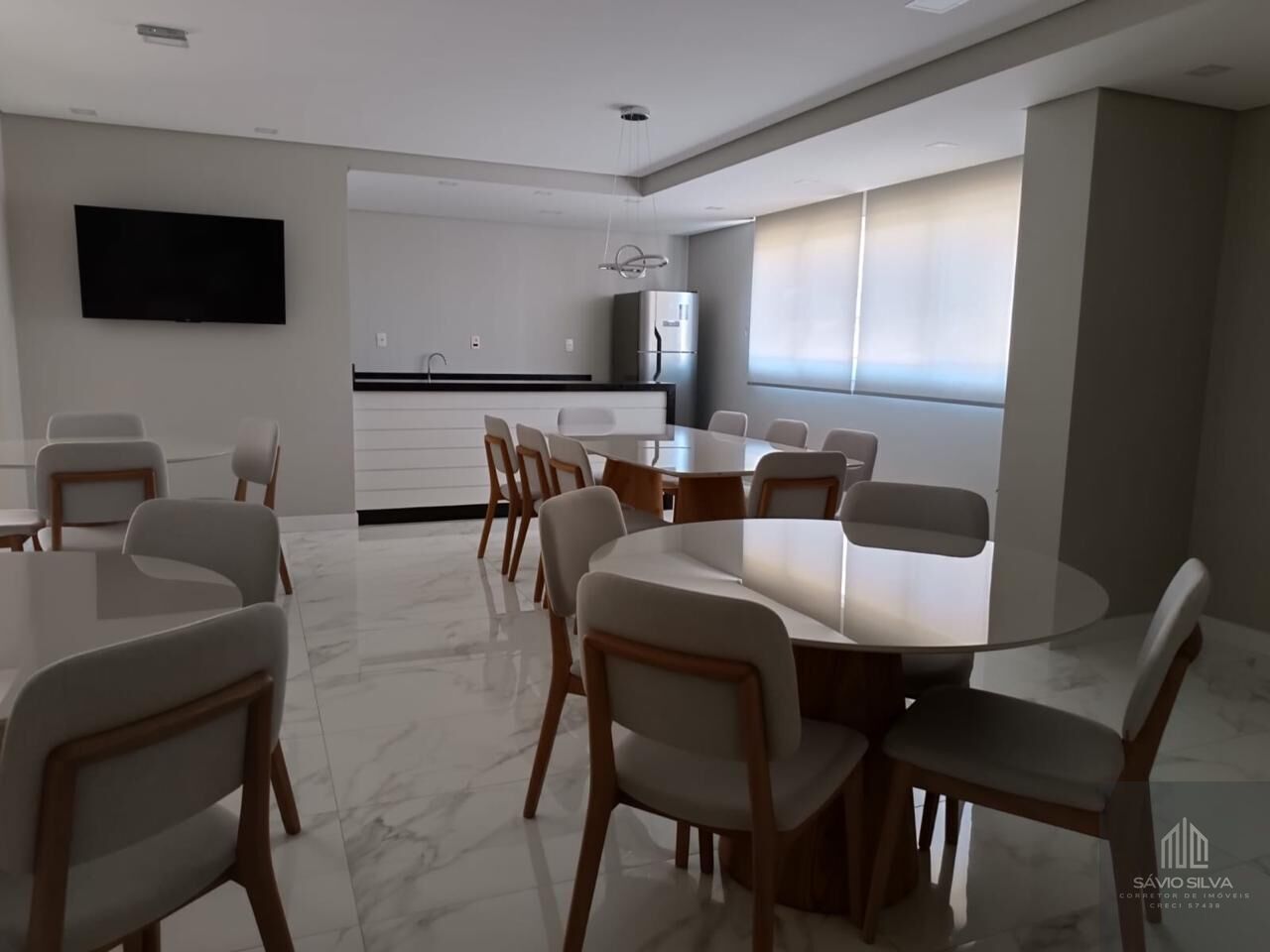 Apartamento para alugar com 2 quartos, 75m² - Foto 18