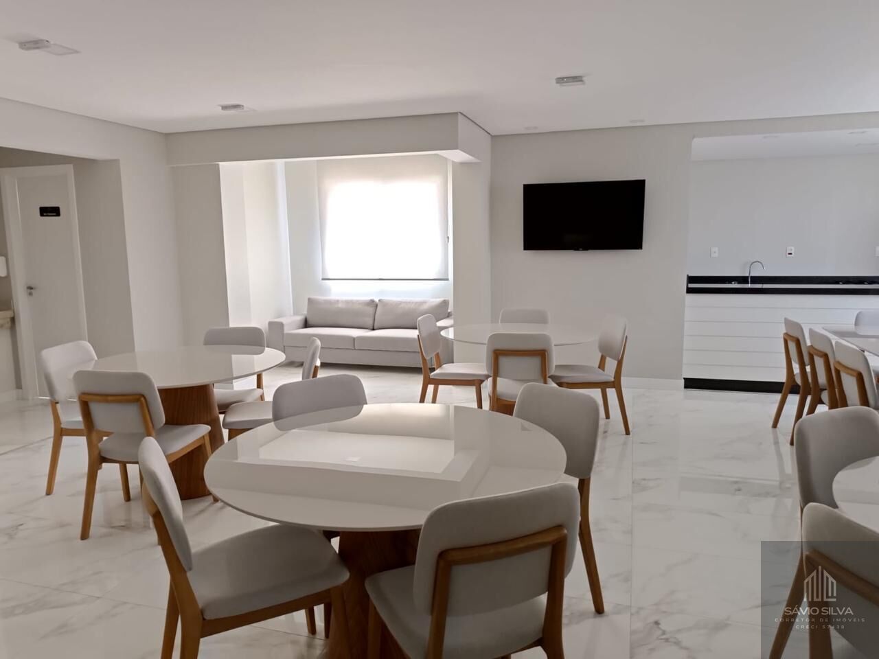 Apartamento para alugar com 2 quartos, 75m² - Foto 19