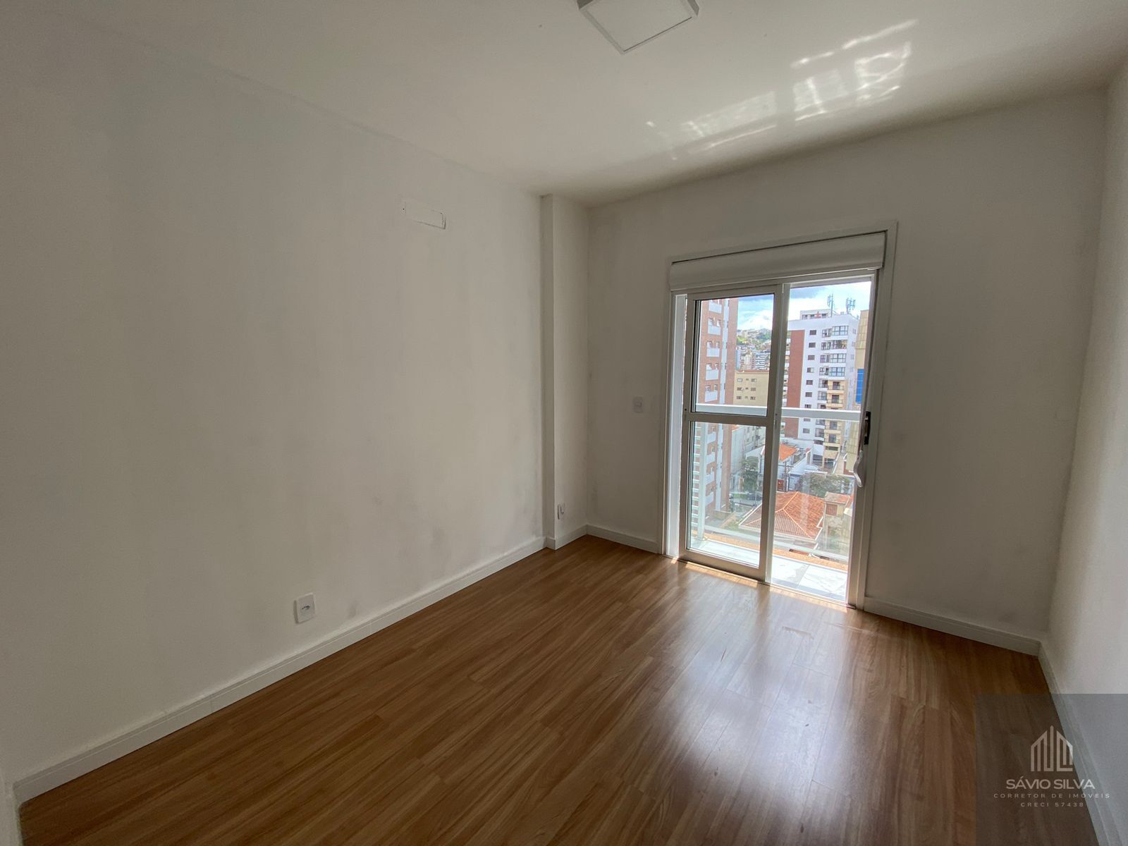 Apartamento para alugar com 2 quartos, 70m² - Foto 7