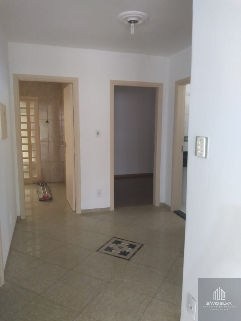 Casa à venda com 4 quartos, 205m² - Foto 8