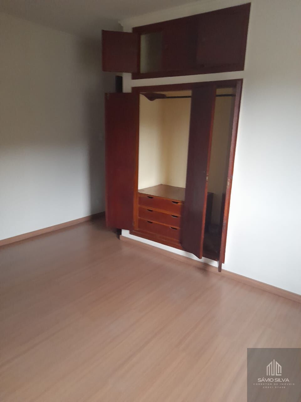 Apartamento à venda com 3 quartos, 92m² - Foto 3